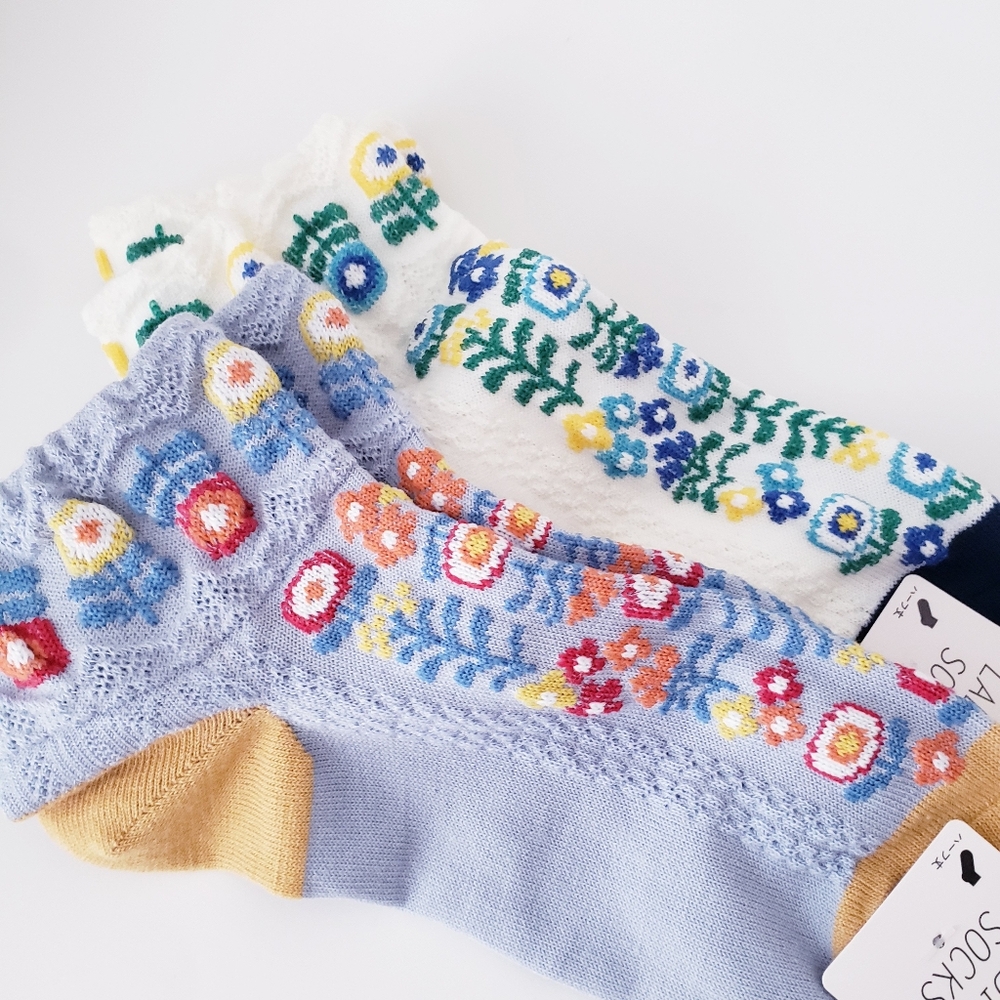 Floral Print Spring Socks - Picture 12 of 12